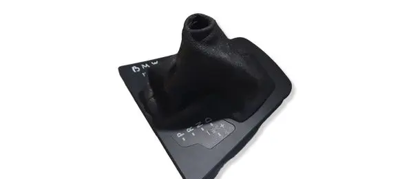 BMW X3 E83 Gear shifter surround trim plastic 340414108