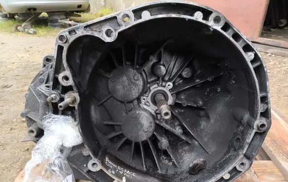 Renault Espace IV Manual 6 speed gearbox PK6005 7701719150 C026199