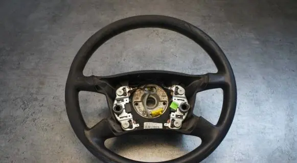 Skoda Fabia Mk1 (6Y) Steering wheel 8Y0419091E 122421200