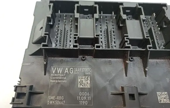 Volkswagen PASSAT B7 Comfort/convenience module 3AA937087C