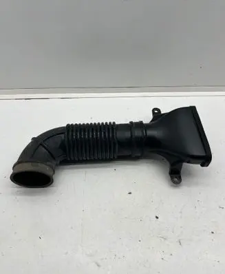 Suzuki Vitara (LY) Air intake duct part 18042684
