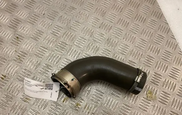 Volvo XC90 Intercooler hose/pipe 32222525