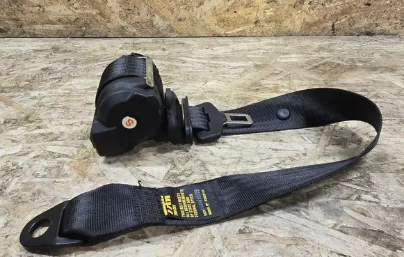 Maserati Coupe Rear seatbelt 33026287