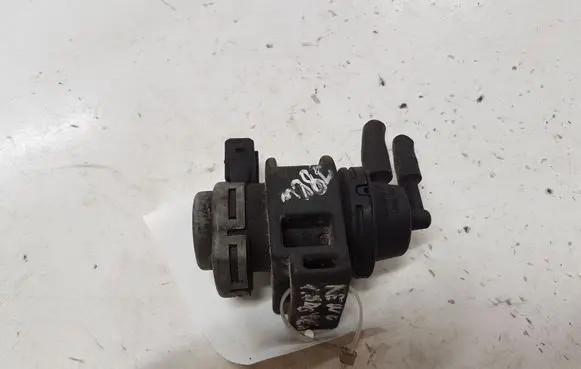 Renault Scenic II - Grand scenic II Turbo solenoid valve EV521