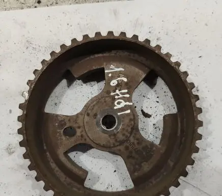 Peugeot 407 Crankshaft gear 9657477580