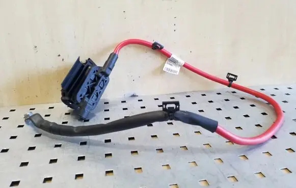 Mercedes-Benz GLC X253 C253 Positive cable (battery) A2535408608