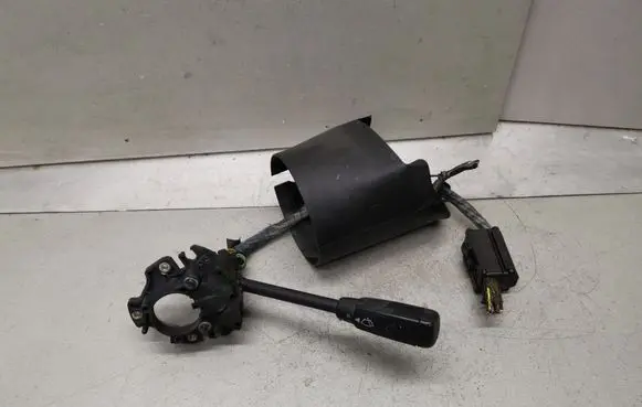 Mercedes-Benz E W124 Indicator stalk SAEQB84