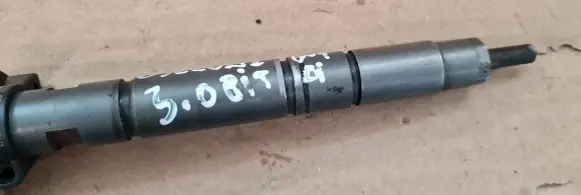Audi Q5 SQ5 Fuel injector