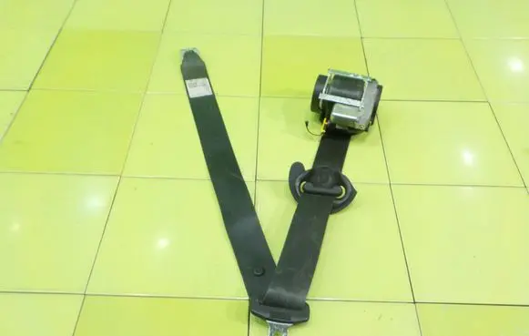 Volkswagen Golf VI Front seatbelt 1K4857706AJ BEZPIECZENSTWA