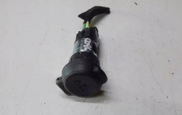 Renault Scenic III - Grand scenic III 12 V Socket (front) 9665277677