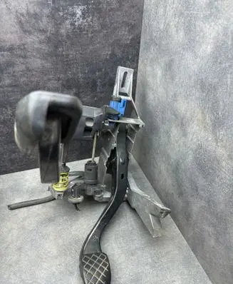 Audi A4 S4 B6 8E 8H Pedal assembly 8E1721117A