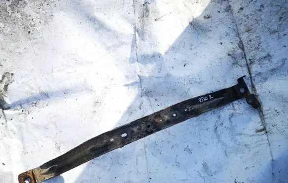 Fuel tank mounting bracket