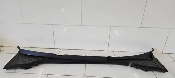 Volkswagen Golf SportWagen Wiper trim 5G1819403B