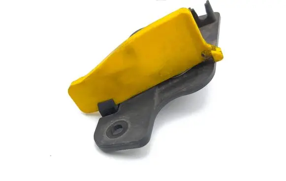 Alfa Romeo Giulia Engine bonnet (hood) release handle