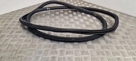 Rubber seal rear door