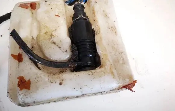 Audi A4 S4 B5 8D Windscreen/windshield washer pump