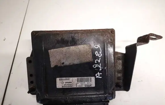 Renault Scenic I Engine control unit/module 8200124318 8200080285