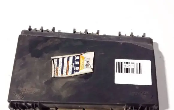 Opel Astra H Fuse box cover 13125865