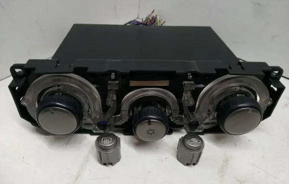 Mitsubishi Grandis Climate control unit 7820A071 CAA502A050F