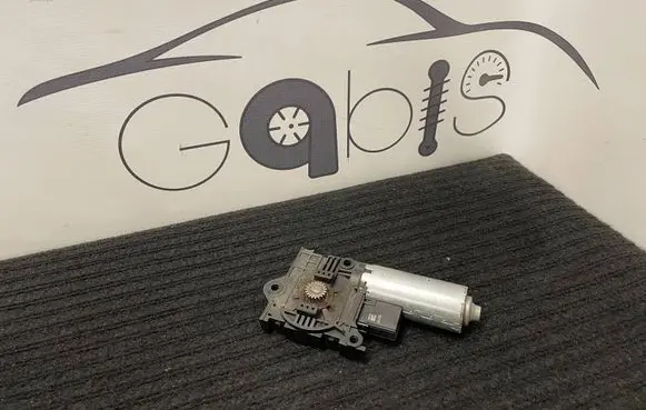 Sunroof motor/actuator