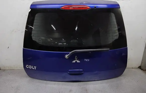 Mitsubishi Colt CZ3 Tailgate/trunk/boot lid