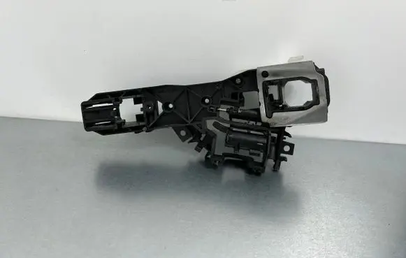 Seat Leon IV Front door exterior handle/bracket 5FB837811E