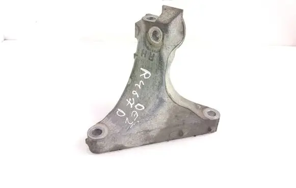 Gearbox mounting bracket