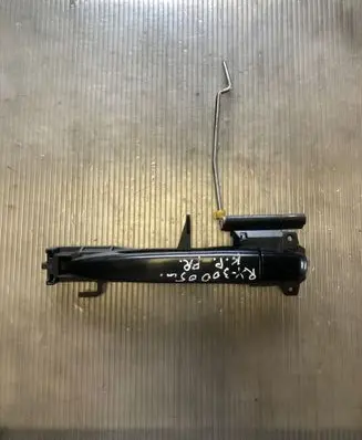 Lexus RX 300 Front door exterior handle