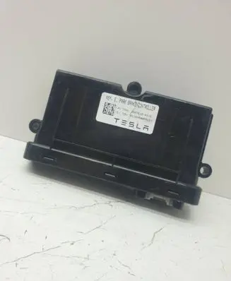 Tesla Model S Brake system control unit/module 100761800E 100761800 1007618