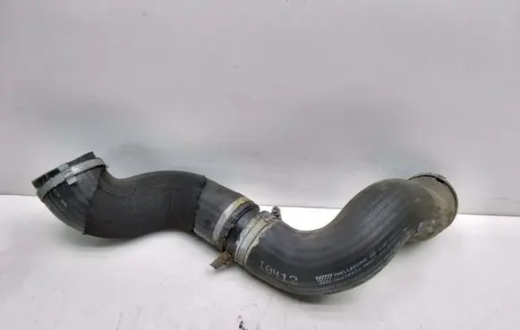 Volvo XC60 Intercooler hose/pipe 30792884 31274103 30792885