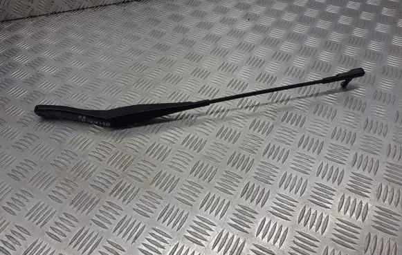 Opel Astra H Front wiper blade arm 13111220LH