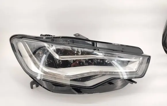Audi A6 Allroad C7 Headlight/headlamp 4G0941774D 1LX01115144