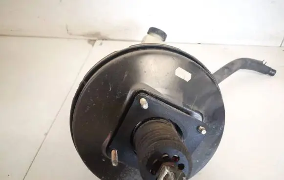 Toyota Corolla E120 E130 Brake booster lsh65