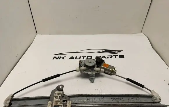 Nissan X-Trail T30 Rear door window regulator with motor 2174075B
