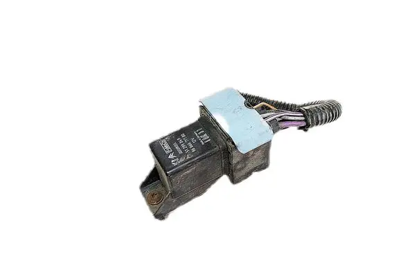 Citroen C3 Glow plug pre-heat relay 9666671780