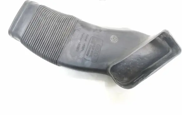 Audi A6 S6 C5 4B Air intake hose/pipe 8D0129617E