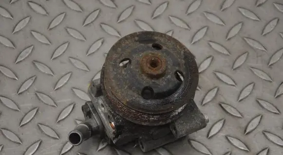 Jaguar XJ X351 Power steering pump 9X233A696AA