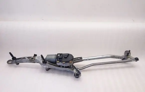 Mercedes-Benz C W204 Front wiper linkage and motor 1397220666 3397021440