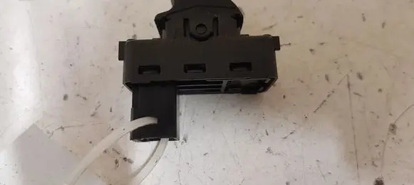 Peugeot 207 Electric window control switch 9654860777