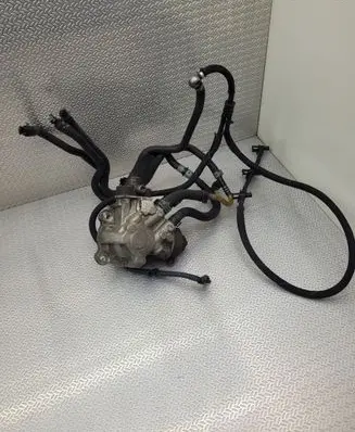 Audi A7 S7 4G Fuel injection high pressure pump 0445010683