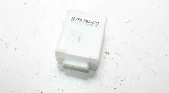Honda CR-V Other devices 76750S9A003