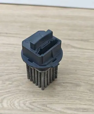 Volvo S80 Heater blower motor/fan resistor F7253 5HL00894120 2260617