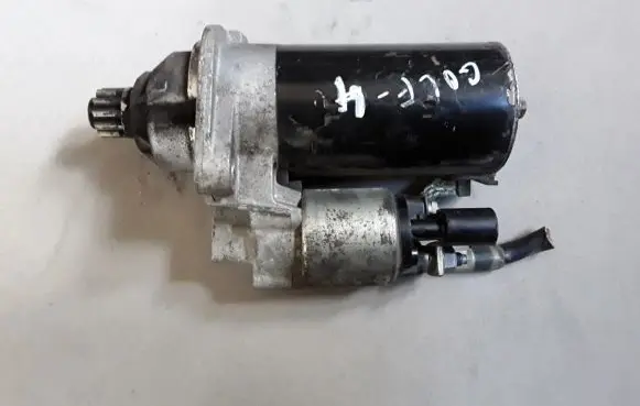 Volkswagen Golf VI Starter motor 0001123038