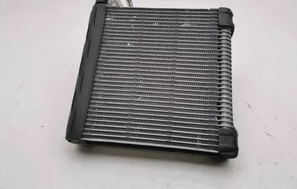 Air conditioning (A/C) radiator (interior)