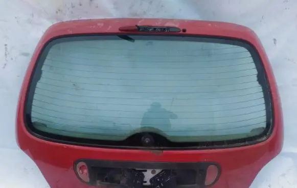 Renault Scenic I Tailgate/trunk/boot lid raudona