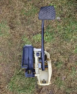 BMW 5 F10 F11 Brake pedal 9144254