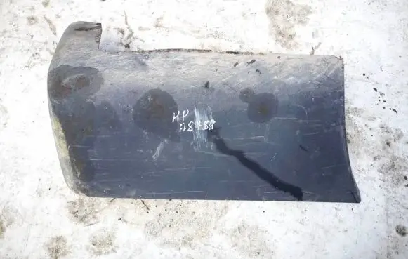 Rear bumper corner part panel trim