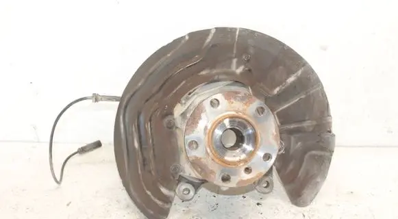 BMW X4 F26 Front wheel hub 6855954