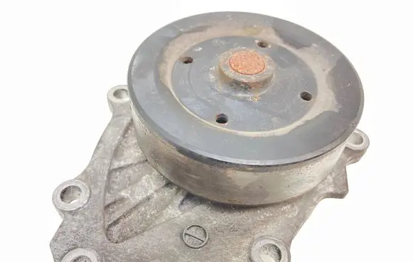 Toyota Avensis T250 Water pump 7K06X AISIN2BF