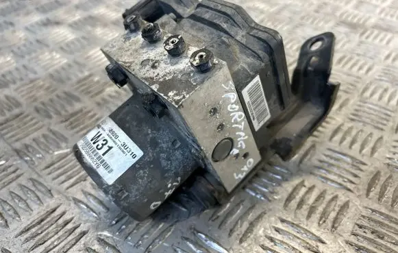 KIA Sportage ABS Pump BE60031323 5WY7F43E